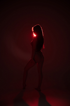 Девушка массажистка Марина, салон Magic