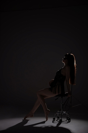 Девушка массажистка Марина, салон Magic